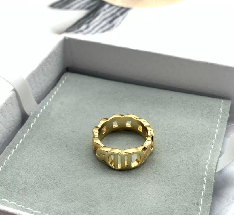 

Fashion 18K gold letter love rings bague for lady women Party wedding lovers gift engagement jewelry Band Rings