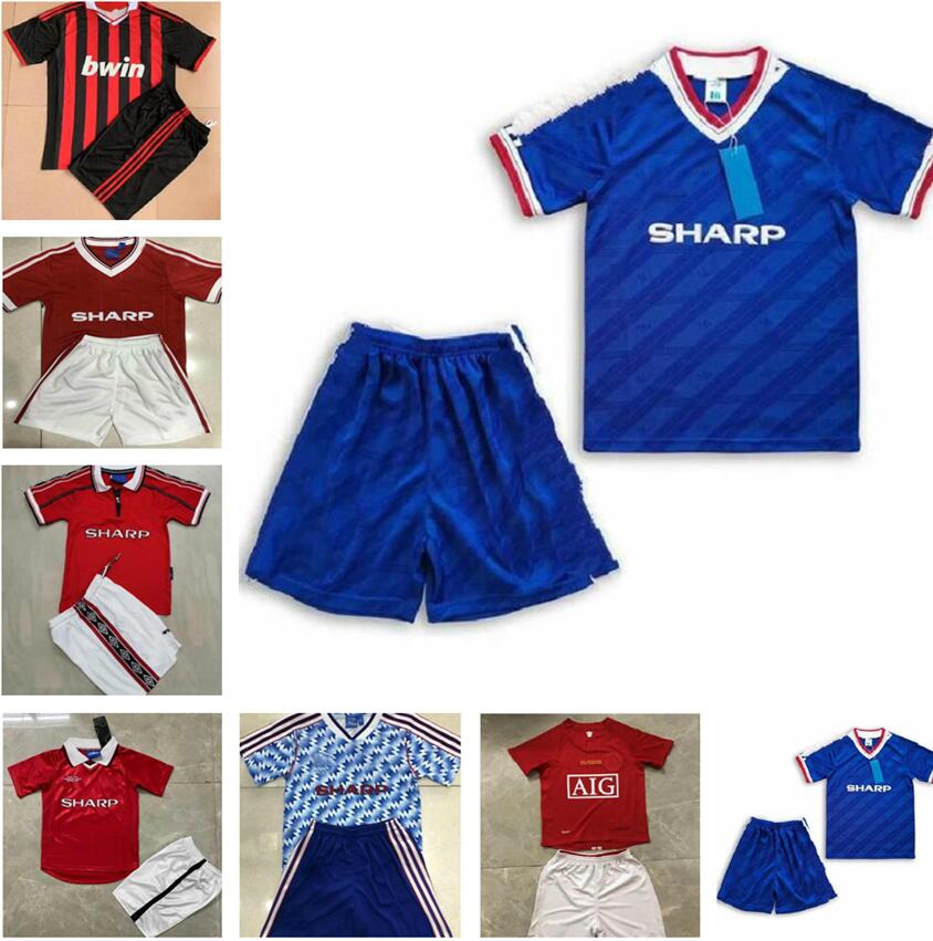 

R O N A L D O Rooney Saha RETRO MANCHESTER 2007 2008 FOOTBALL SHIRTS Jerseys 1990 1992 1986 1991999 2000 07 08 soccer jersey classic Nani MAN UTD Camiseta kids kit