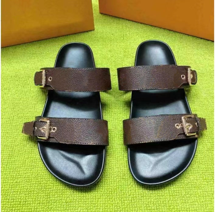 

Designer Rubber Slipper Sandals Unisex Brown Black Fashion Women's Beach Flip Flop Flux 35-46 with Box, Shoe box