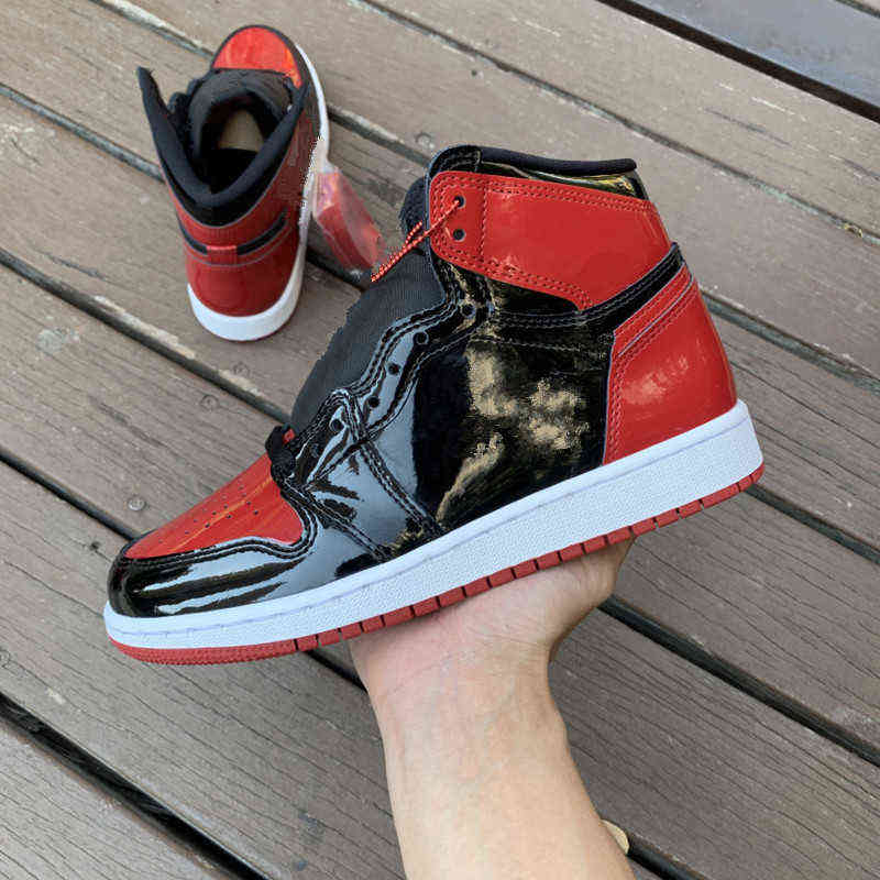 

Shoes Classical 1s High OG Bred Patent leather men women basketball Red Black Jumpman 1 sneakers Rubber sole Sports Trainers Size 36-47, Bubble wrap packaging