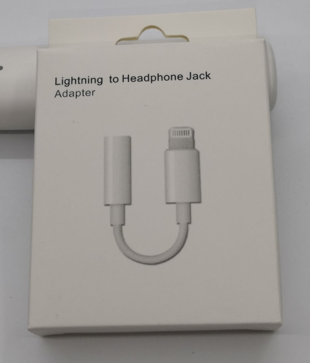 

Lightning to 3.5 mm Headphone Jack Bluetooth Adapter Earbuds Earphones Converter Cord Aux Cables Audio Connector for Apple iPhone 12 SE 11 XR Xs X 8 7 with Retail Box