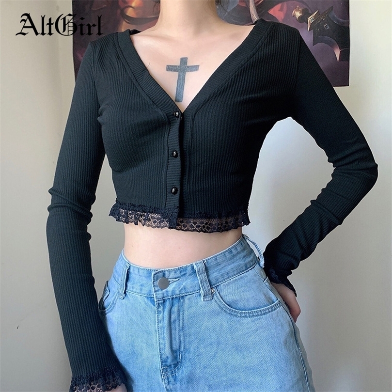 

AltGirl Gothic Dark Black Punk Sexy Lace Patchwork Knitted T-shirt Women Long Sleeve V-neck Slim Street Bottom Cardigan Female 220407