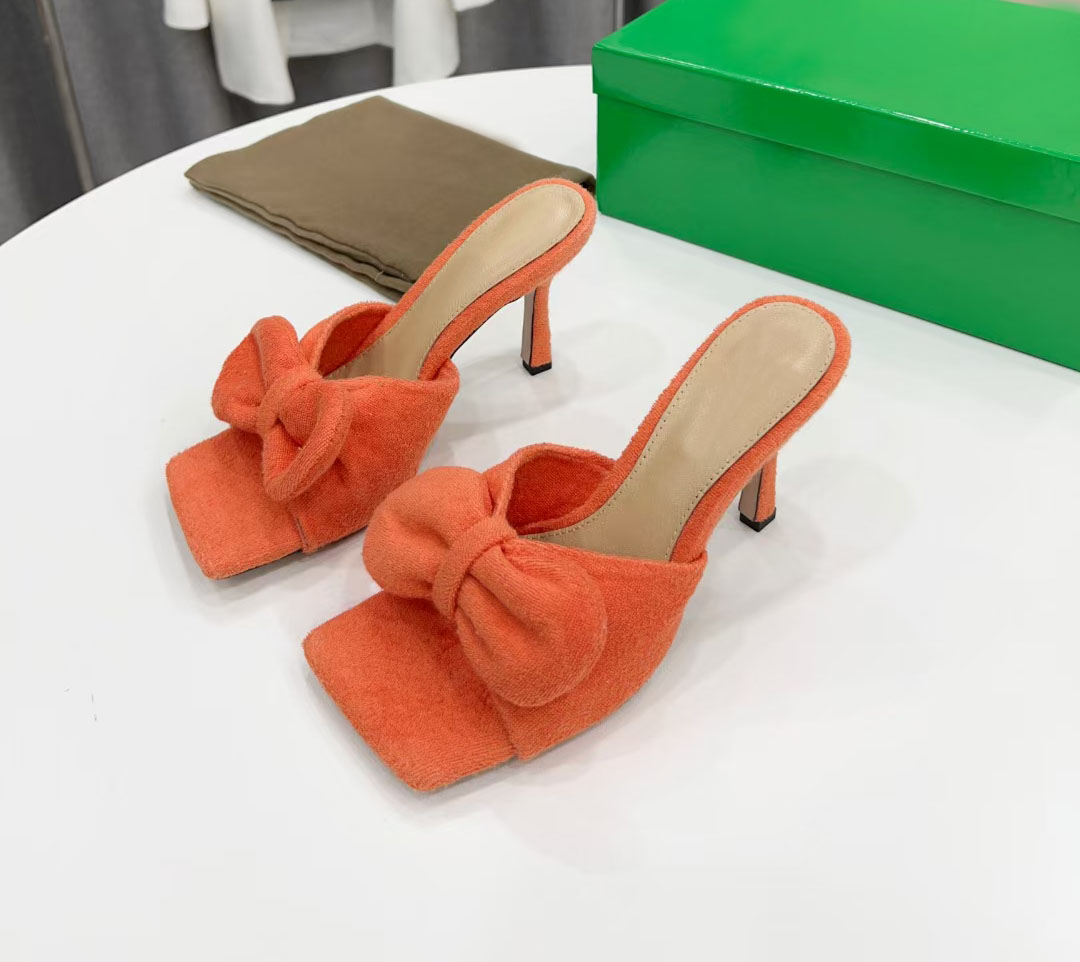 

Weaving high quality women's 9cm slippers fashion series wide edge butterfly suede high heels luxury banquet dress shoes delivery box size 35-42