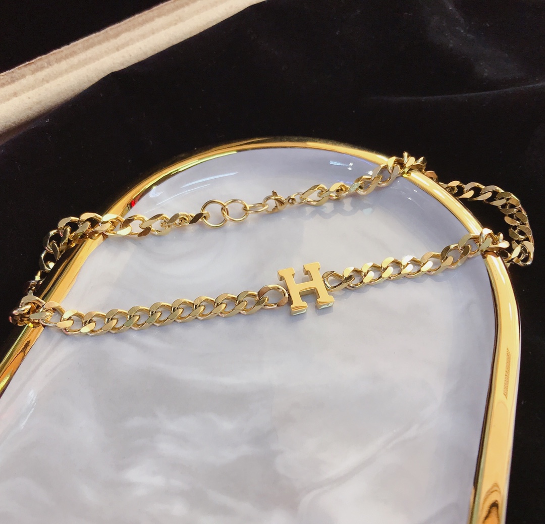 

Luxury Design Necklace Choker Chain 18K Gold Plated Stainless Steel Necklaces Pendant Fashion Women Wedding Gifts Jewelry Accessories X187