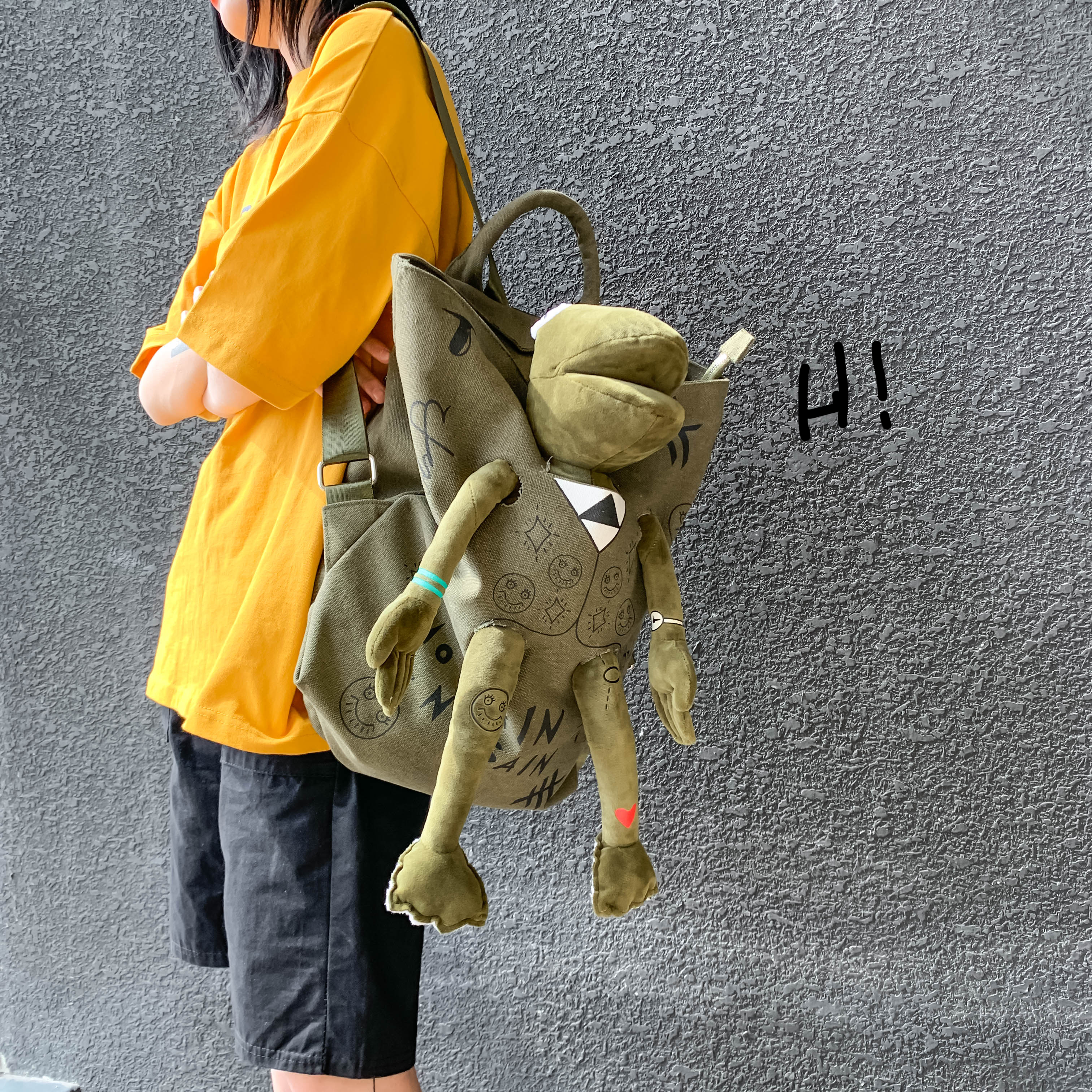 

New school bag 2022 trendy cool green frog creative personality backpack