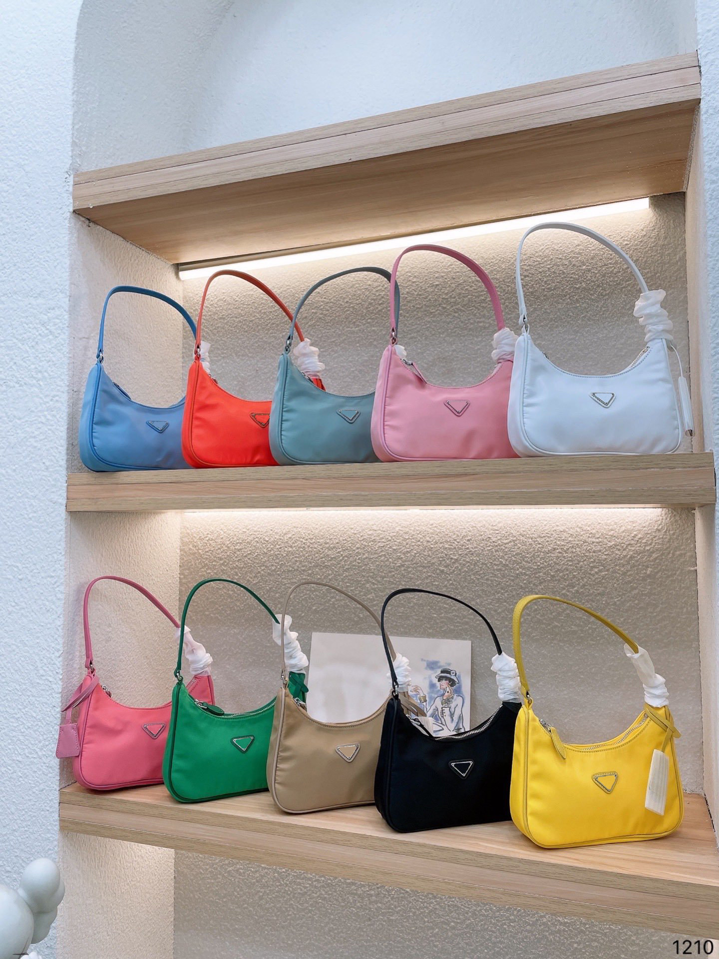 

women's designers shoulder bag Luxury tote purse handbag message bags cluth top quality brand classic leather Lady Luggage Crossbody Gift box hobo 22CM rainbow, White