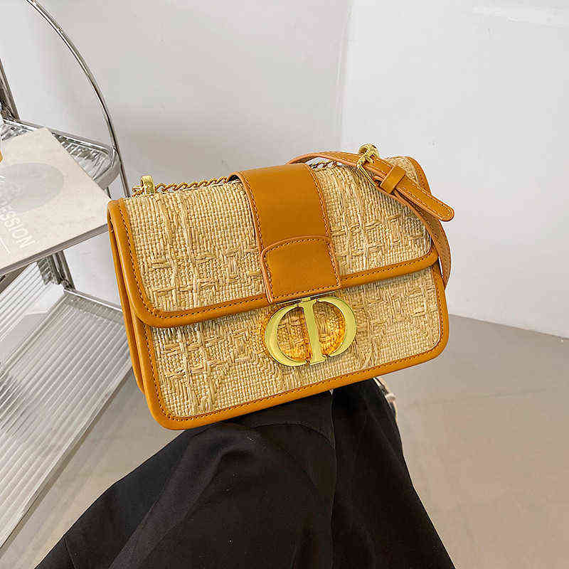 

Factory Online Export Designer Tide Brand Ladies Bag 2022 Summer Women's Fashion Woven One Shoulder Small Square Style Versatile High Texture Chain Messenger, Brown