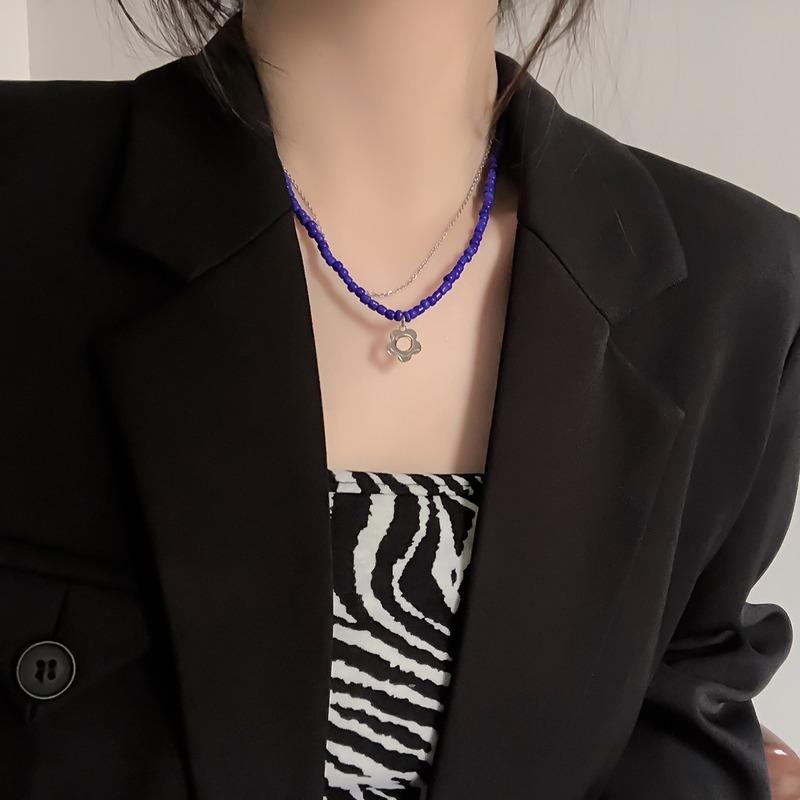 

Chains Blue Bead Necklace For Women Flower Pendant Necklaces Woman Trend Double Neck Silver Color Korean Fashion Couples Party GiftChains