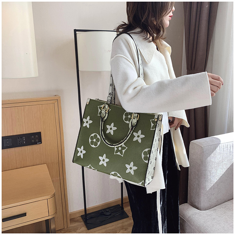 

Vintage Women's Bag 2022 One Shoulder Messenger Handbag Large Capacity Large Print Shopping Bag, Green