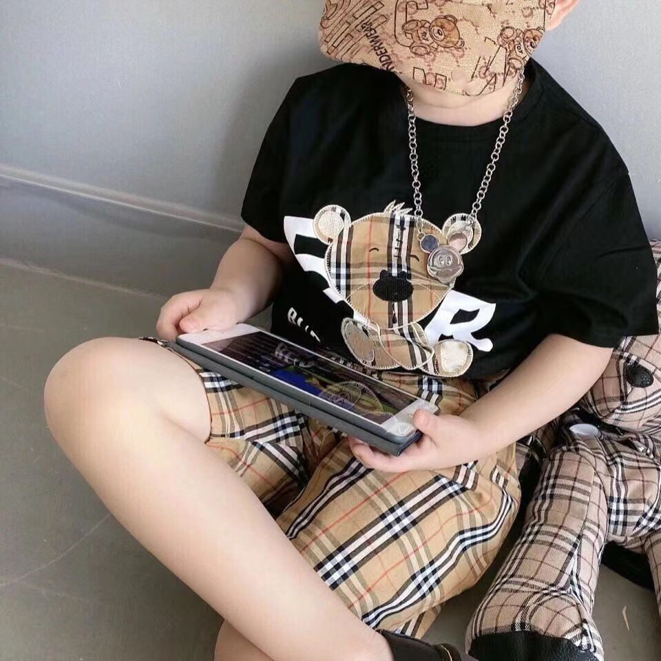 

2022ss child designer clothe sets bear childrens kids short sleeve T-shirt print shorts set suit brand boys clothing cotton tees size 90-160, Shipping pay