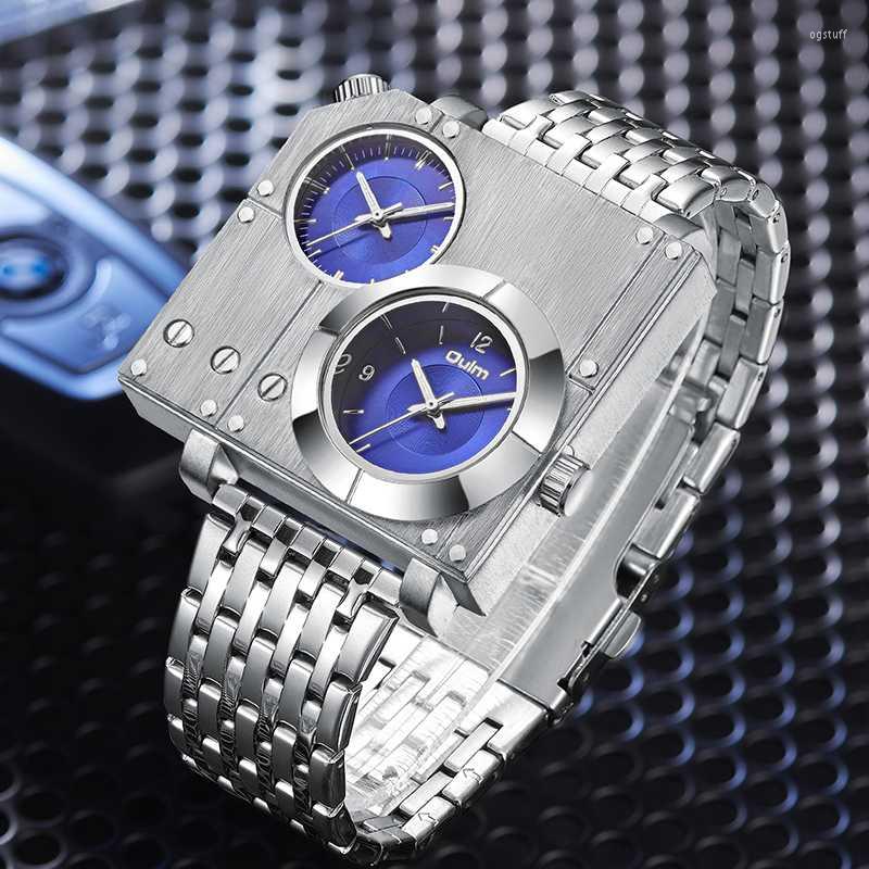 

Wristwatches Oulm 5024 Antique Unique Man Watch Stainless Steel Big Dial Quartz Clock Two Time Zone Luminous Military Men Wrist WatchesWrist, Silver blue