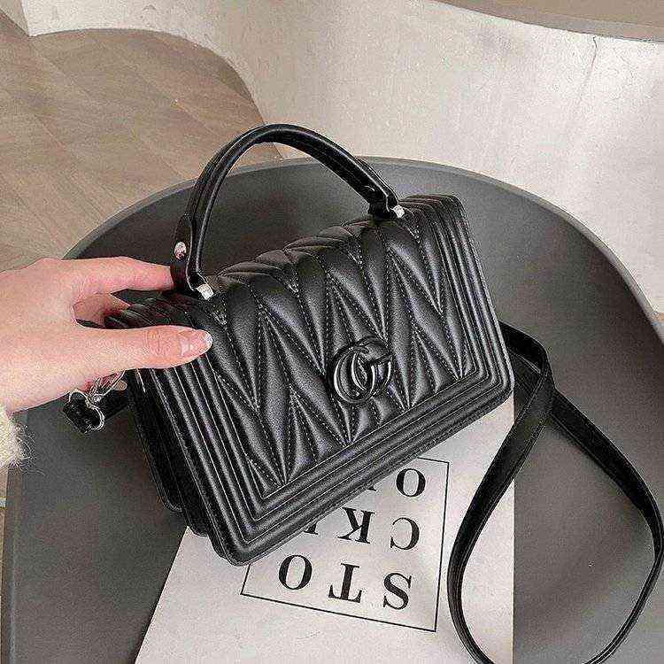 

Factory Outlet Deals High Sense Single Shoulder Messenger Women's Bag New 2022 Versatile Foreign Style Fashion Trend, Pink