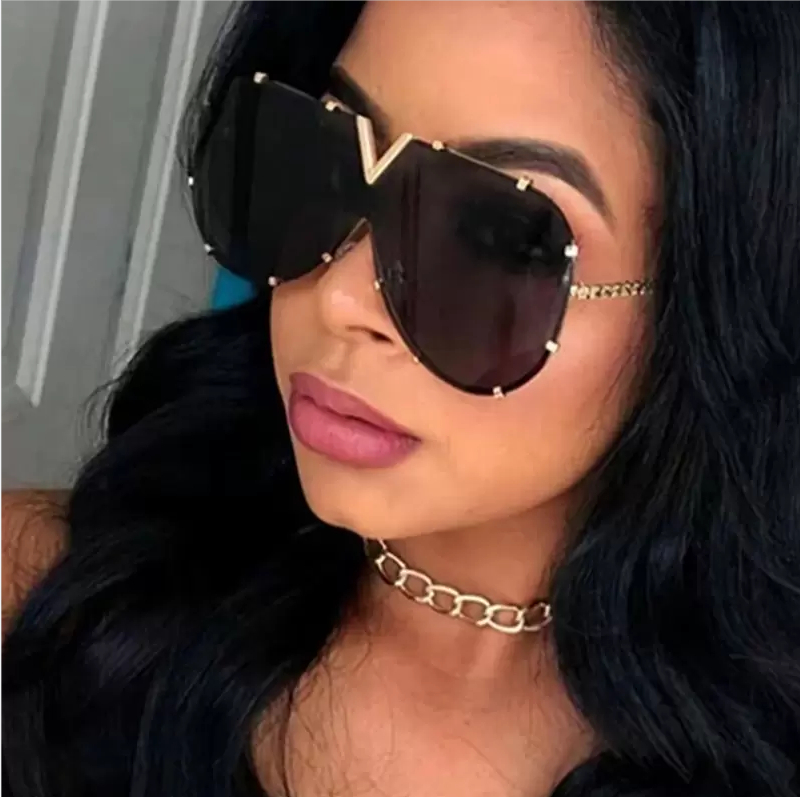 

Fashion Oversized New Women Sunglasses Men V-Shape Sun Glasses Pilot Retro One-Piece Goggles Shades celebrity Eyewear UV400