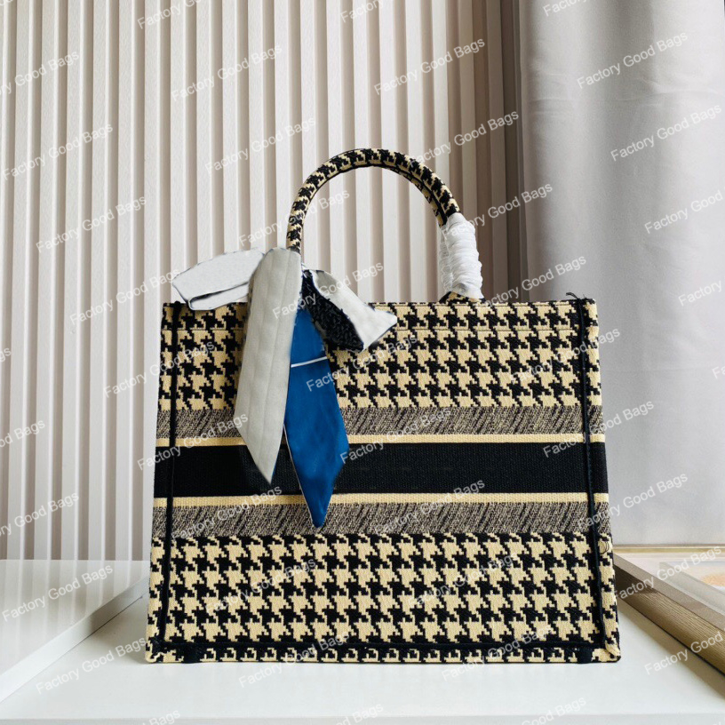 

WOMEN TOTE BAG HANDBAGS BOOKS TOTES BAGS DESIGNER WOMENS HANDBAG FASHION CLIASSIC PRINTING Street Trend Large Capacity Printing Pattern Embroidery Shopping, Random card holders