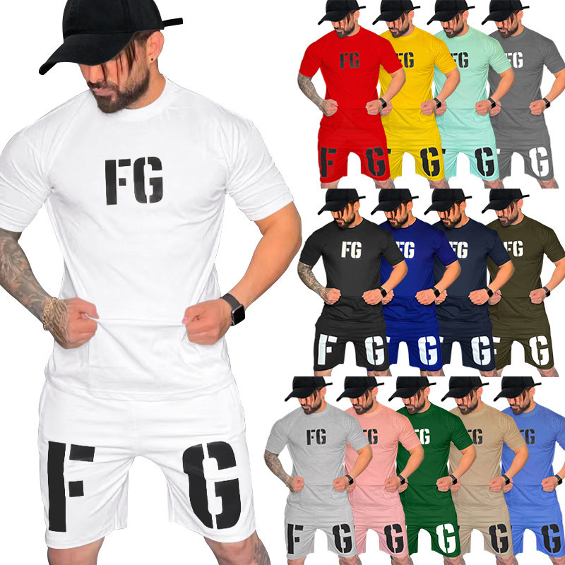 

2022 fashion high street Mens Tracksuits trend summer new light luxury round neck T-shirt five point shorts and short sleeve T-shirt solid color suit men sports