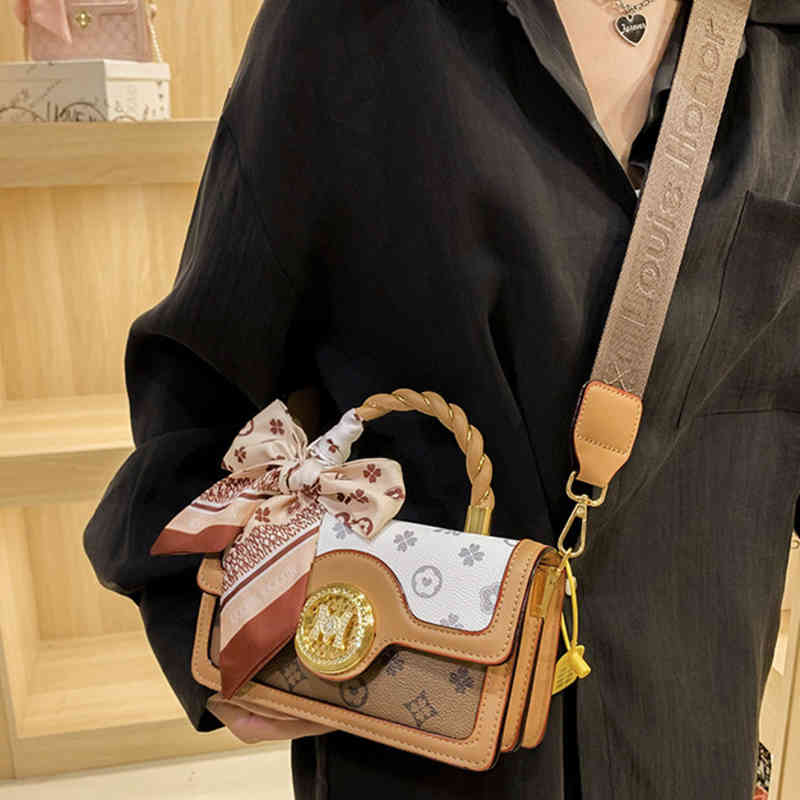 

Purses High sense niche scarf bow handbag women's diamond inlaid sling one Shoulder Messenger Bag, Brown