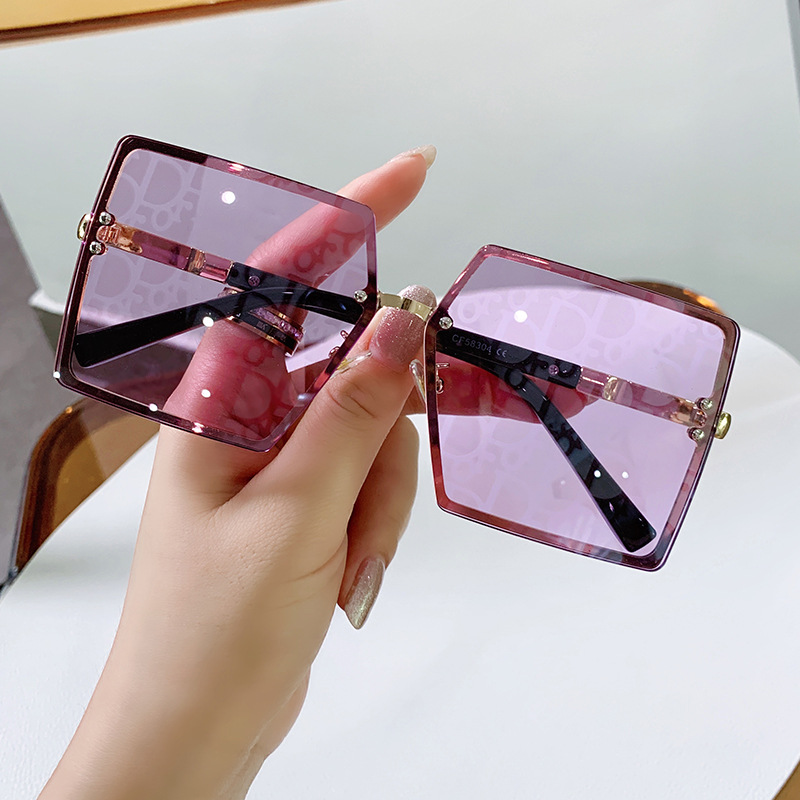 

Fashion Sunglasses Ladies New Print Star Same Spectacles Summer Beach Sunscreen Travel UV Protection Driving Gray Black Purple Pink