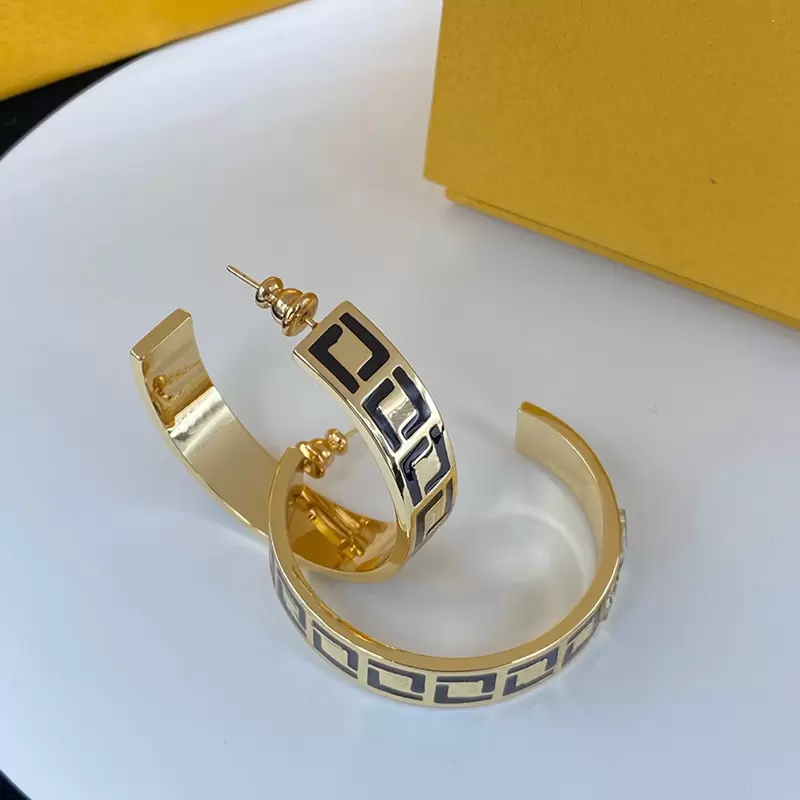 

Women Designer Hoop Earring Designers Charm Earrings Jewelry Luxury Stud Fashion Circle Earring Letter F Studs Love Bracelet Hoops4627997