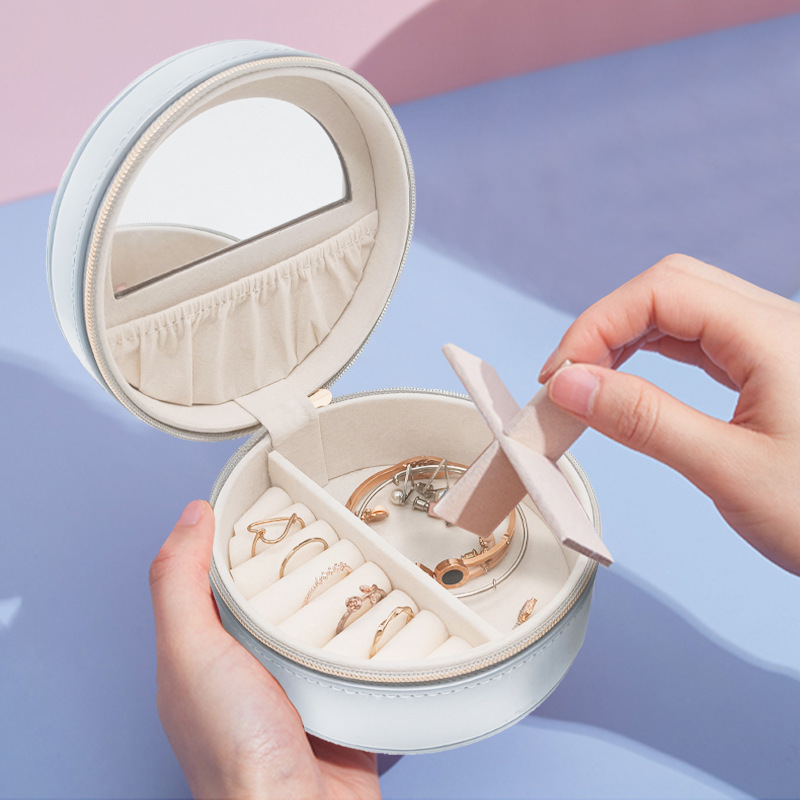 

Round Jewelry Boxes Travel Portable Leather Earrings Rings Storage Box Wholesale