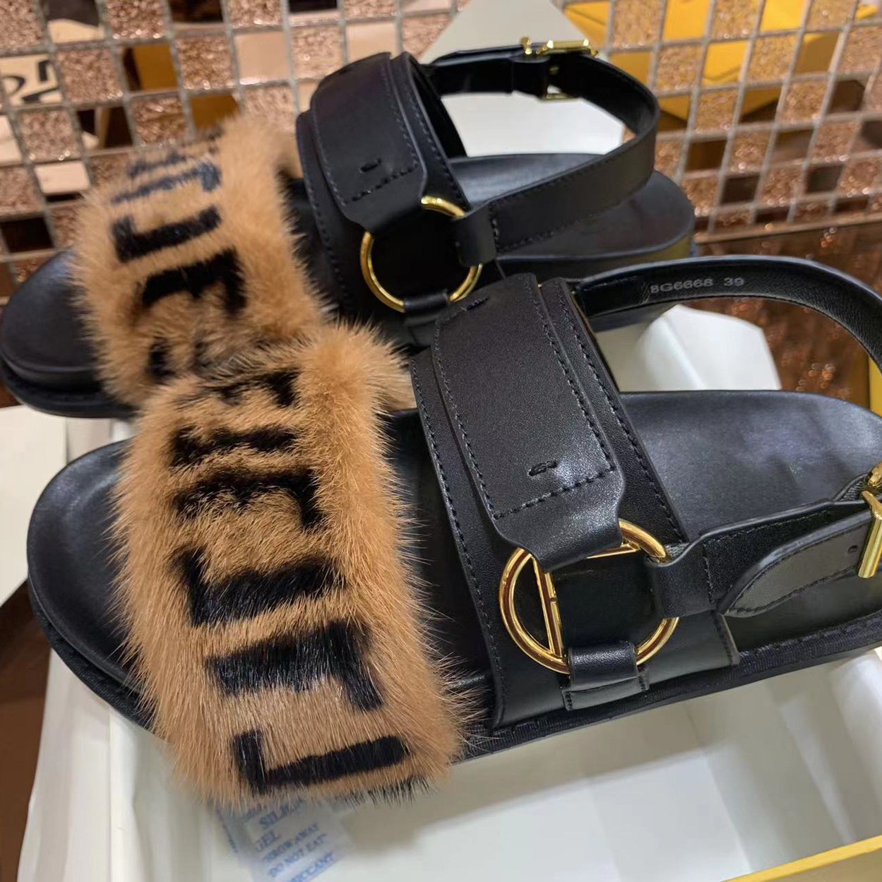 

Designer Slides Sheepskin Sandals Brown Mink Letter Colorblock Ladies Slippers Flat Heel Platform Leather Ladie Shoes Premium Quality Low Heel Slide