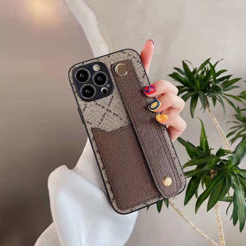 

Luxurys designers Phone Cases for iPhone case 7/8p x XS XR xsmax 11 11pro 11promax 12 12Pro 12promax High grade mirror Smooth all inclusive, Brown