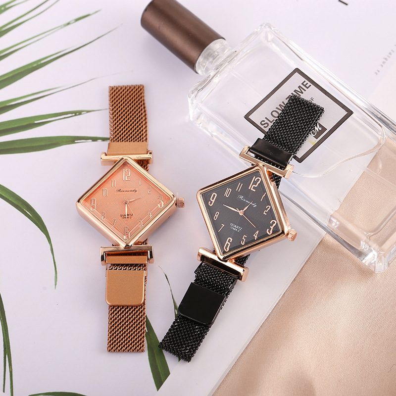 

Newest Women Watch Elegant Alloy Quartz watches Buckle Stainless Steel Magnetic Mesh Numeral rhombus Shell Lady Wristwatch Gift, Leave a message about color