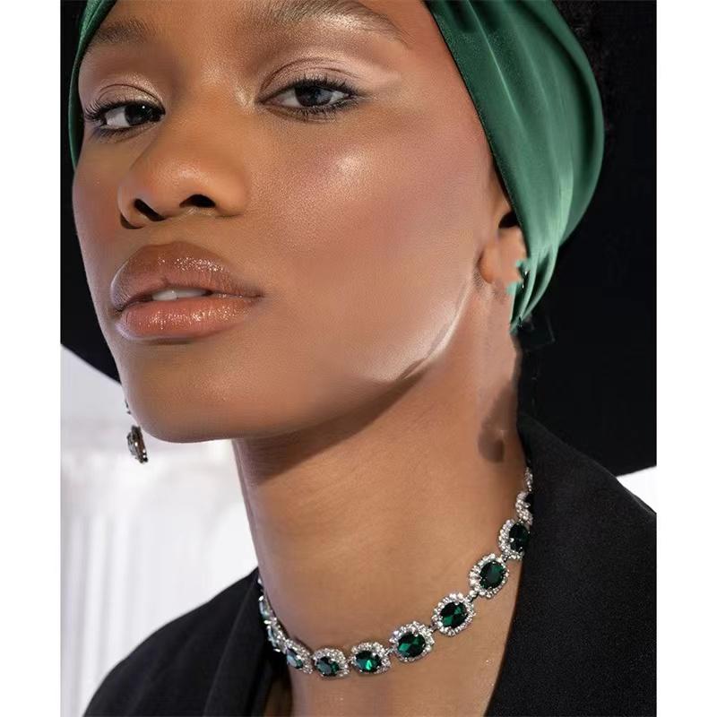 

Chokers Luxury Multicolor Crystal Collar Chain Choker Necklace For Women Statement Rhinestone Cube Square JewelryChokers