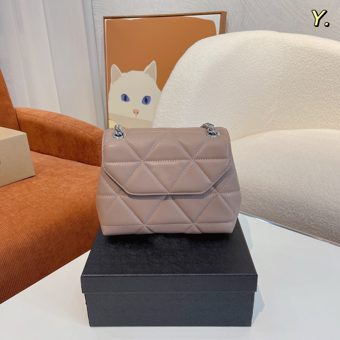 

Women Bags Fashion Letters Handbags Ladies Crossbody Bags Detachable Shoulder Strap Wallets Clutches 02