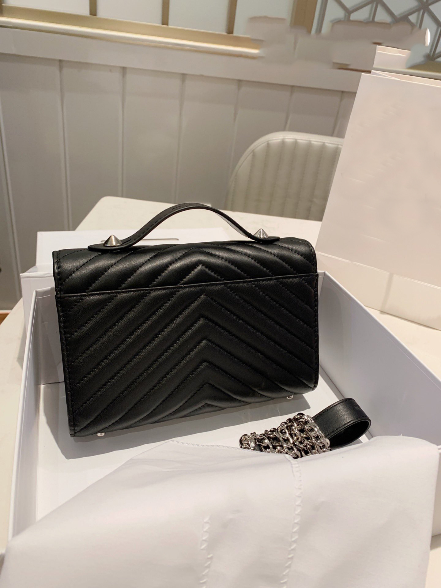 

2022 Designer Handbags Shoulder Chain Bags Clutches Flap Wallets Alphabet Solid Buckles Stripes Women's Luxury Bags, Black