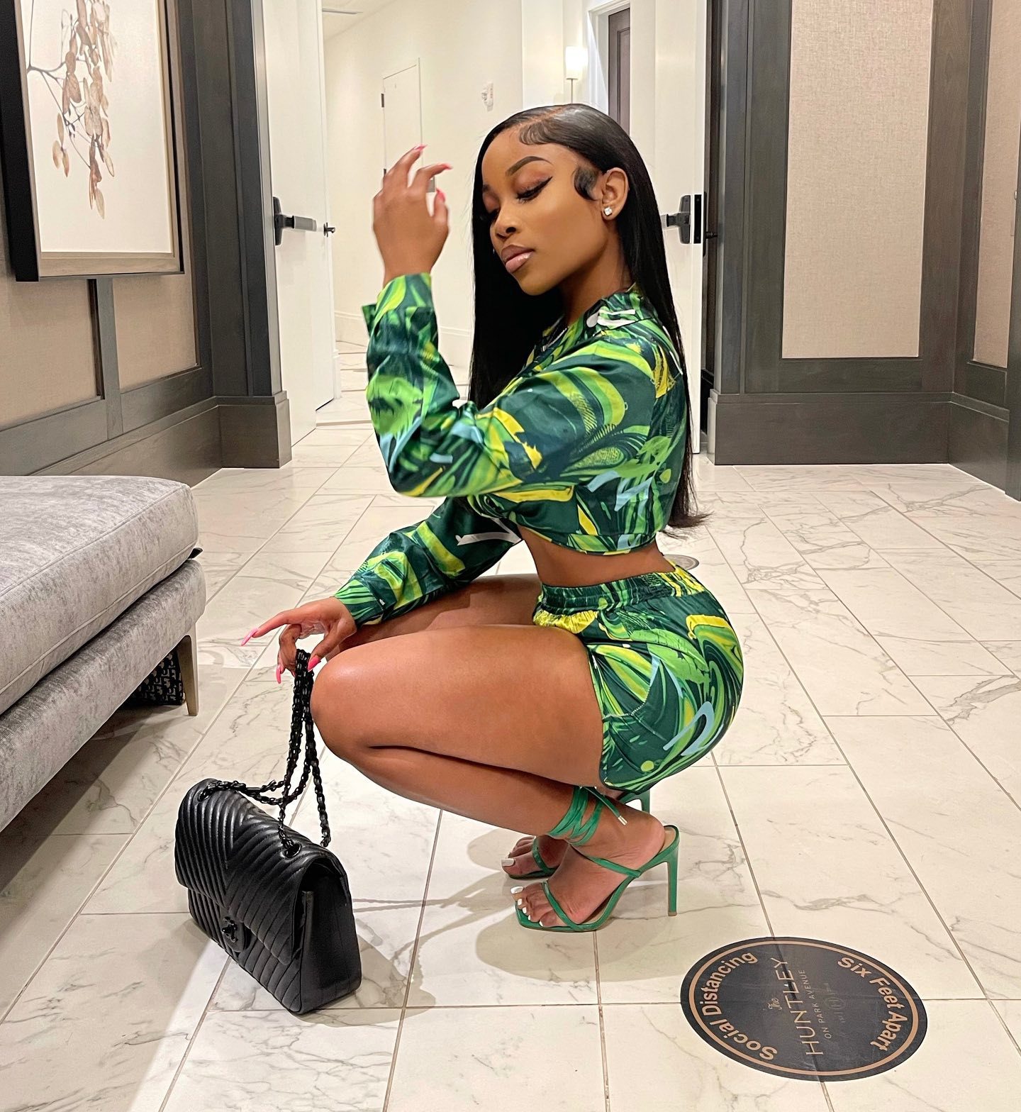 

2 Piece Pants Outfits for Women Summer Two Long Sleeve Crop Top Shorts Set Boho Fashion Floral Print Set, Yellow