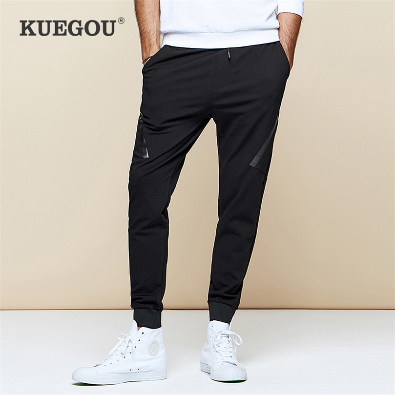 

KUEGOU Spring Black Men Pants Casual Joggers Streetwear Sweatpants For Trousers Long Men Hip Hop Baggy Track Pants 2953 LJ201103