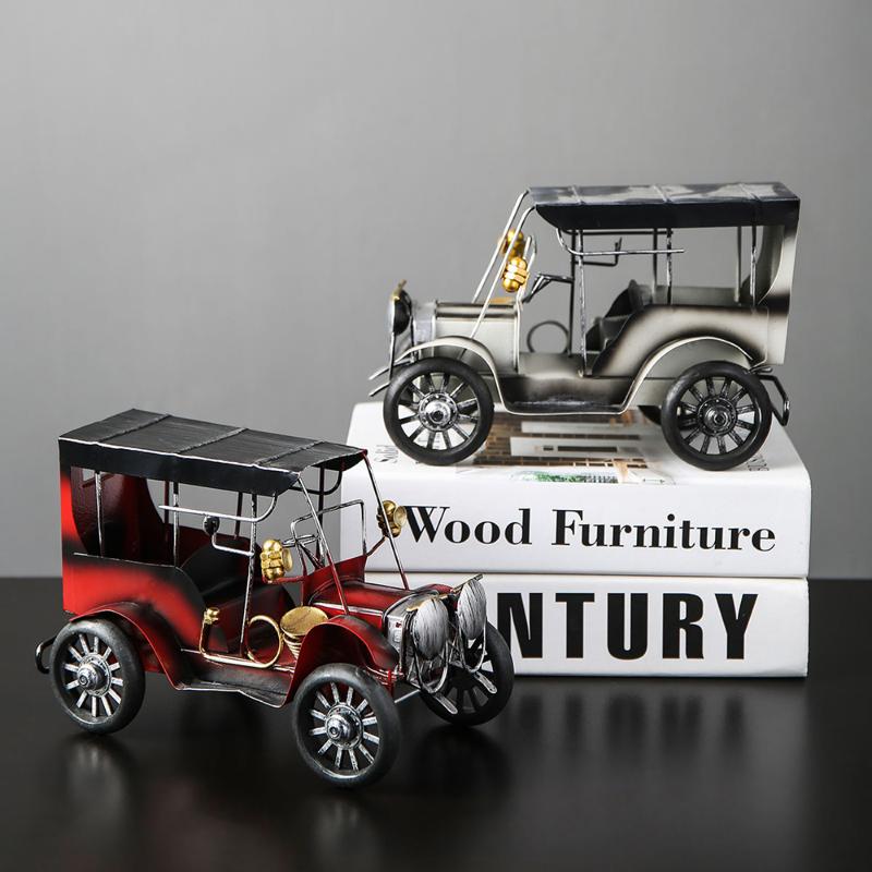 

Decorative Objects & Figurines Vintage Iron Art Old Car Model Craft Desktop Ornament Nordic Home Decor Classic Metal Toy Office Desk Christm