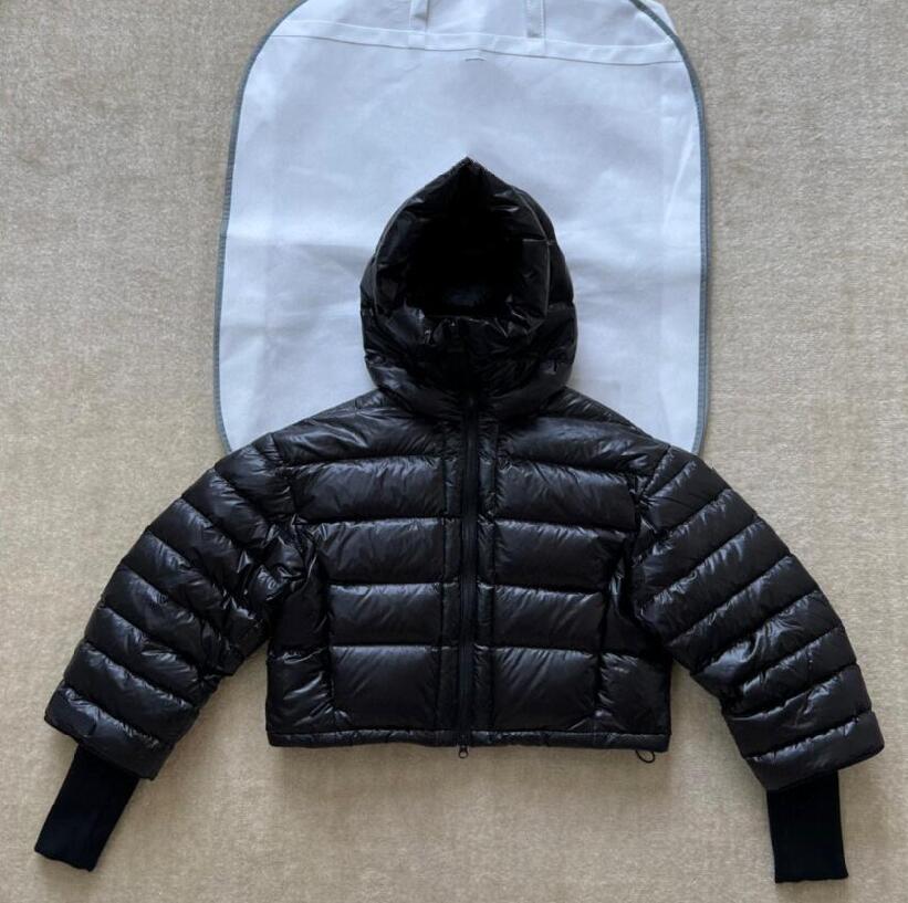 

New Designer Womens Jacket Down Coats Puffer Jackets Winter Coat Water Proof Slim Style Lady Short Outsize Warm Parkas Black White