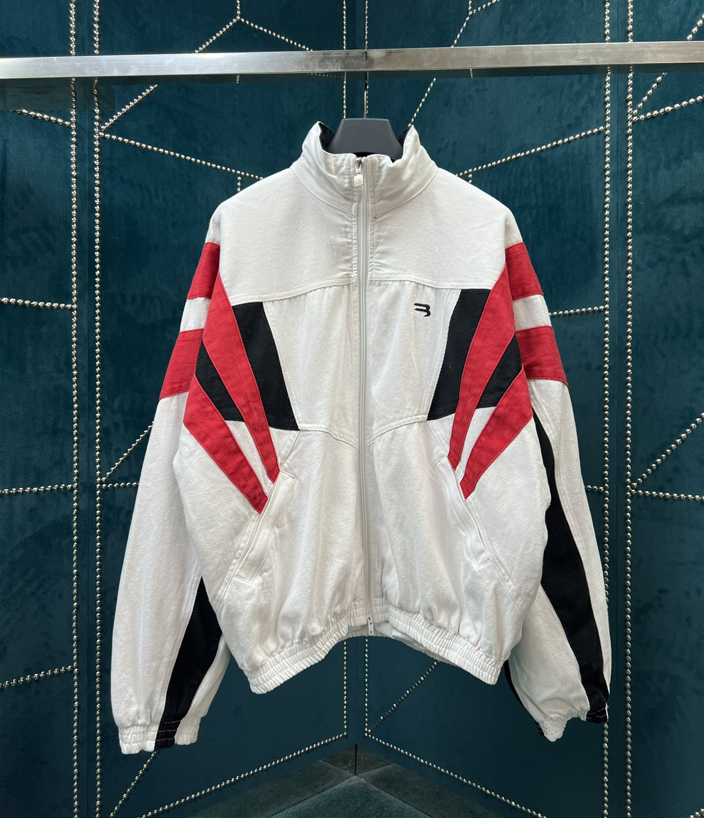 

Spring and autumn new mens and womens designer jean jacket US size loose high quality stripe stitching design handsome men luxury zip jacket, White
