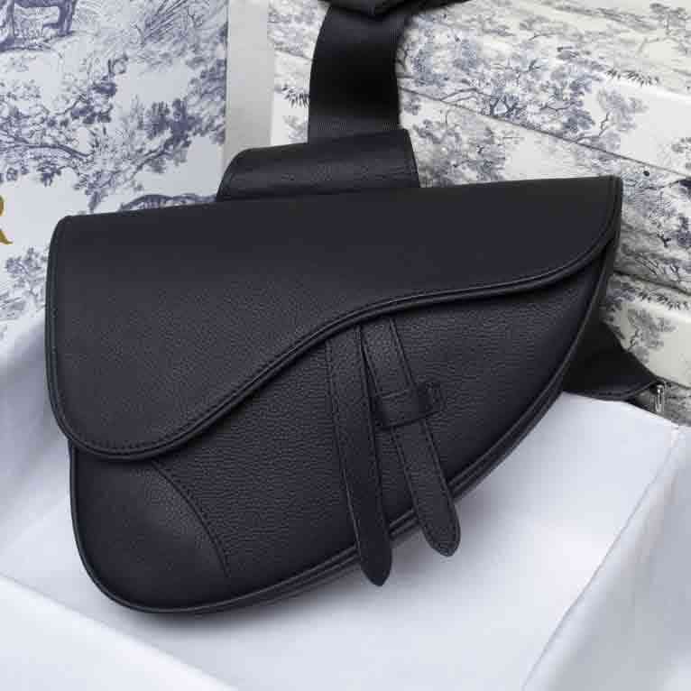 

Classic Men's Chest Bag Retro Saddle Fashion Men Shoulder Waist High Quality Genuine Leather Handbag