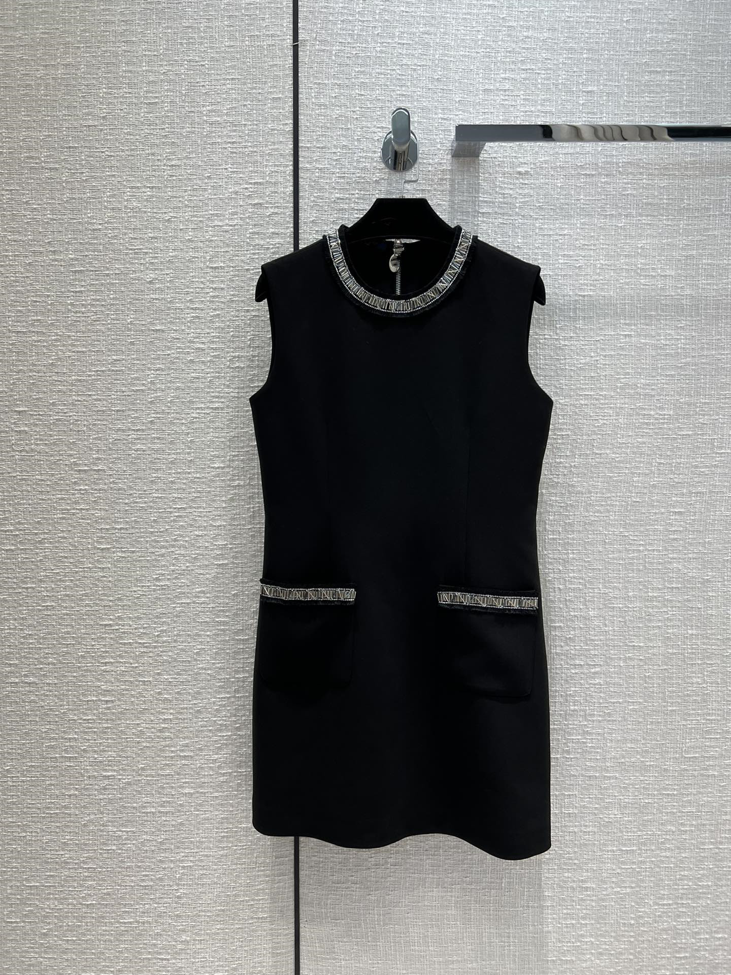 

2022 Luxury party must-have Beaded Black Dress