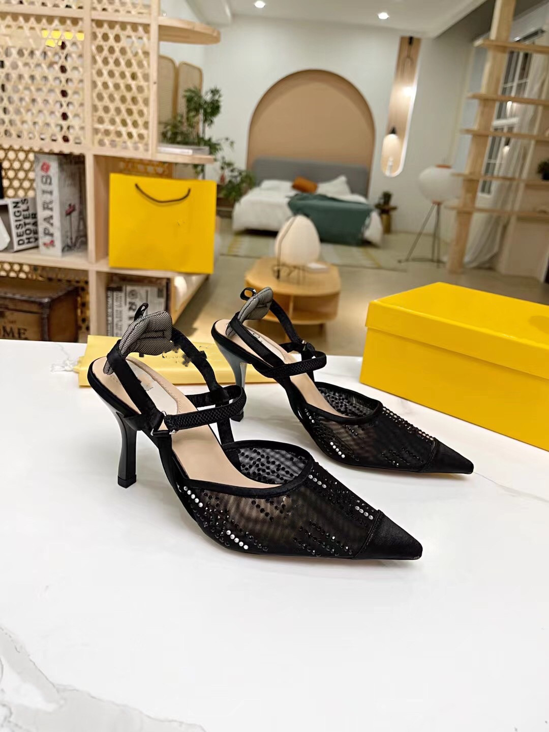 

Women Designer Dress Shoes High Heels Womens Luxurys Genuine Leather Pumps Lady Sandals Wedding Rivets Platform Heel 0329, 19