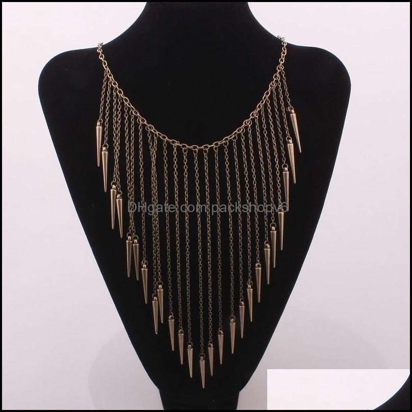 Colliers pendants Collier de mode européen et américain exagéré rivet collier punk juif packshopv6 dhk1o