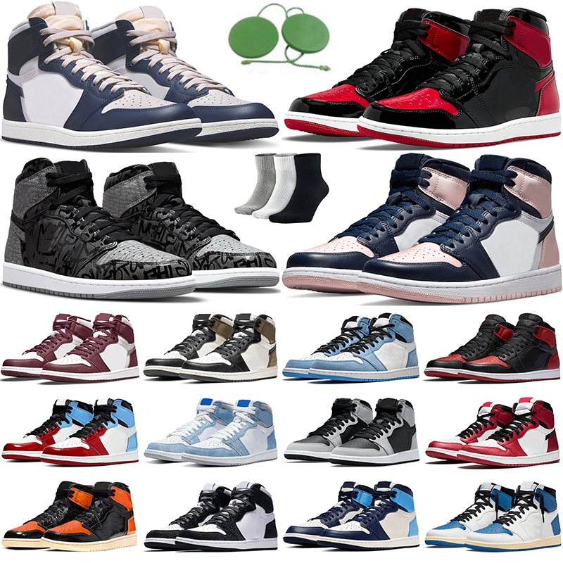 

1 1s Basketball Shoes Bred Patent Georgetown Dark Mocha Atmosphere University Blue Shattered Backboard Banned Panda Mens WomensTrainers Sport Sneakers