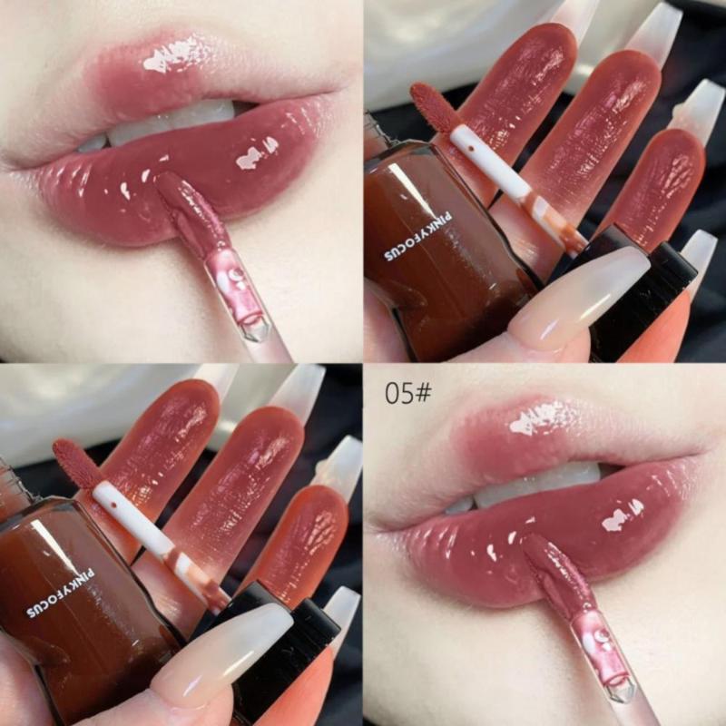 

Lip Gloss Mirror Glaze Lipgloss Long-lasting Hydration Non-stick Cup Does Not Fade Lipstick Women Makeup Fashion GiftLip, Random color