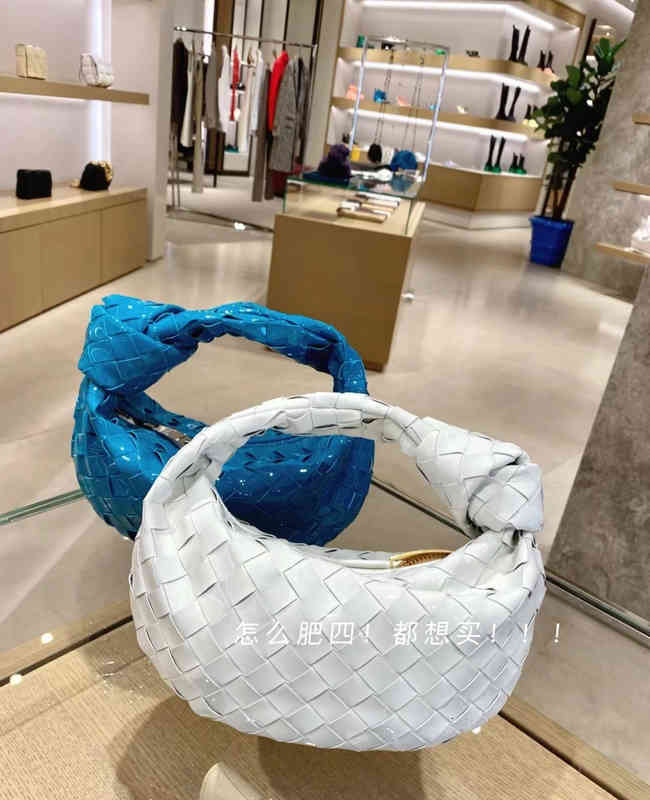 

Original Edition Designer Fashion bags Hand Bottegav Venetas'ss 2022 Mini Jodie Patent Leather Woven Knot Underarm Blue handbag, No return;no exchange;no order