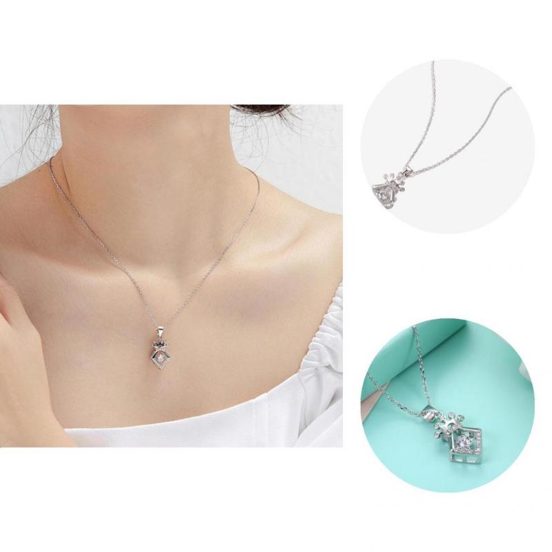 

Pendant Necklaces Stylish Ladies Necklace Chic All-match Compact Hollow Crown NecklacePendant