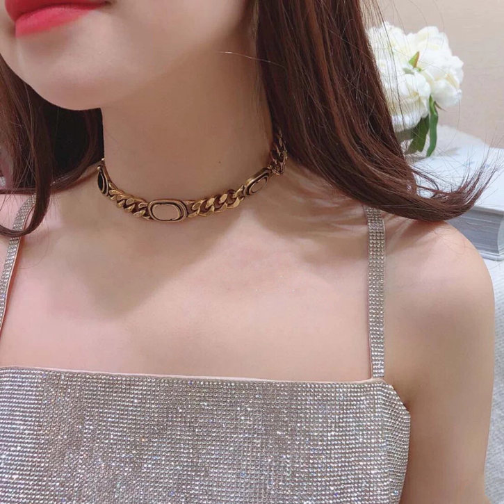 

Retro Elegant Love Necklace Bracelet Fashion Designer Bracelets Necklaces for Woman Jewelry gift