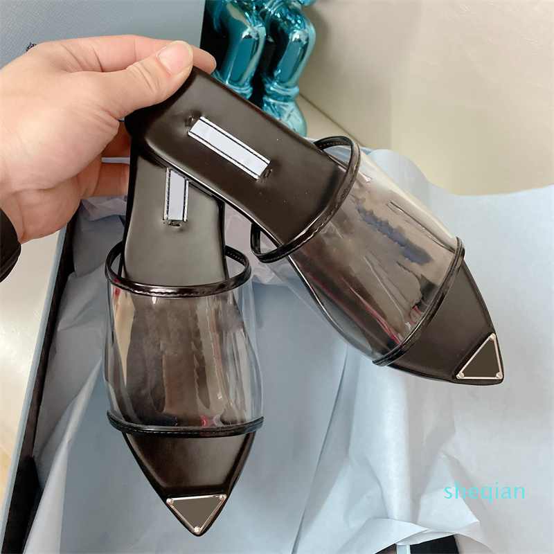 

2022 Fashion Sexy women TPU flat sandal transparent sandals holiday beach summer slides women wedding dress shoes pointed toe