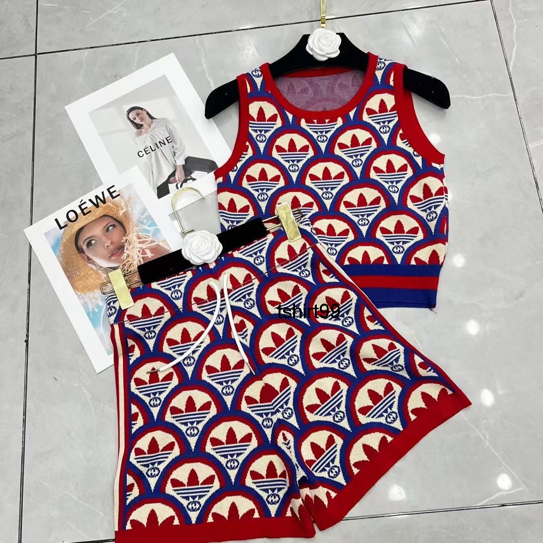 

High version spot tricolor jacquard knitted bead fabric fashion lace up drawstring set for women