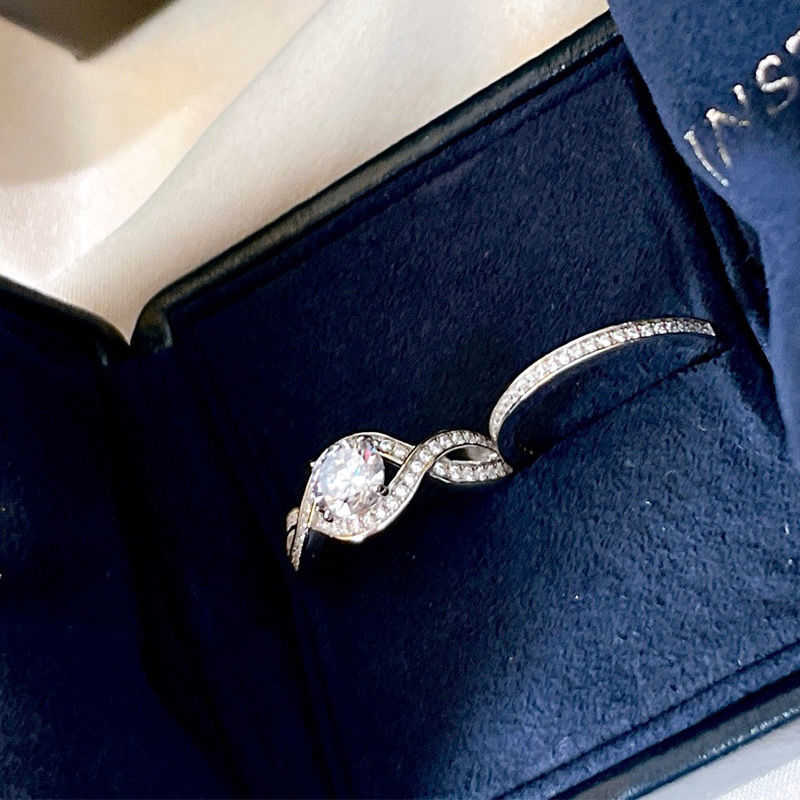 

designer fashion Hairui Winston HW two in one four claw row diamond ring set ring eight heart eight arrow high carbon diamond essential piece ring