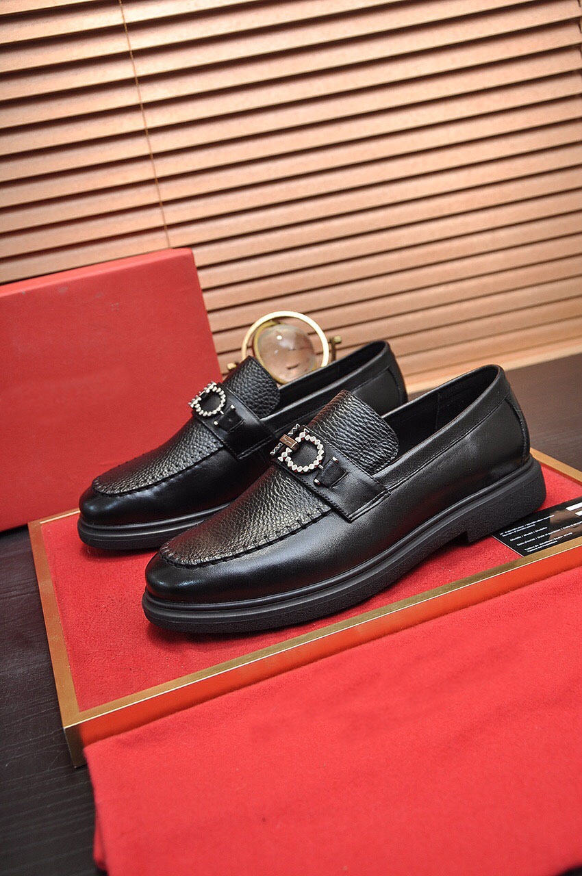 

2022 Men's Designer Dress Shoes Fashion Casual Loafers Brand Wedding Prom Business Oxfords Men Genuine Leather Driving Shoes Size 38-45, Black