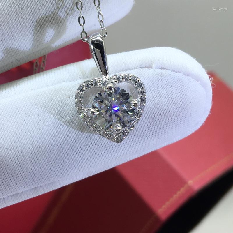 

Other Forever Love Hear Moissanite Pendant Necklace Silver 925 Original 1 D Color Brilliant Cut Moissnaite ChainOther