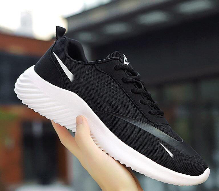 

The new three-generation six-generation sports running shoes men's and women's shoes casual shoes Korean version students light