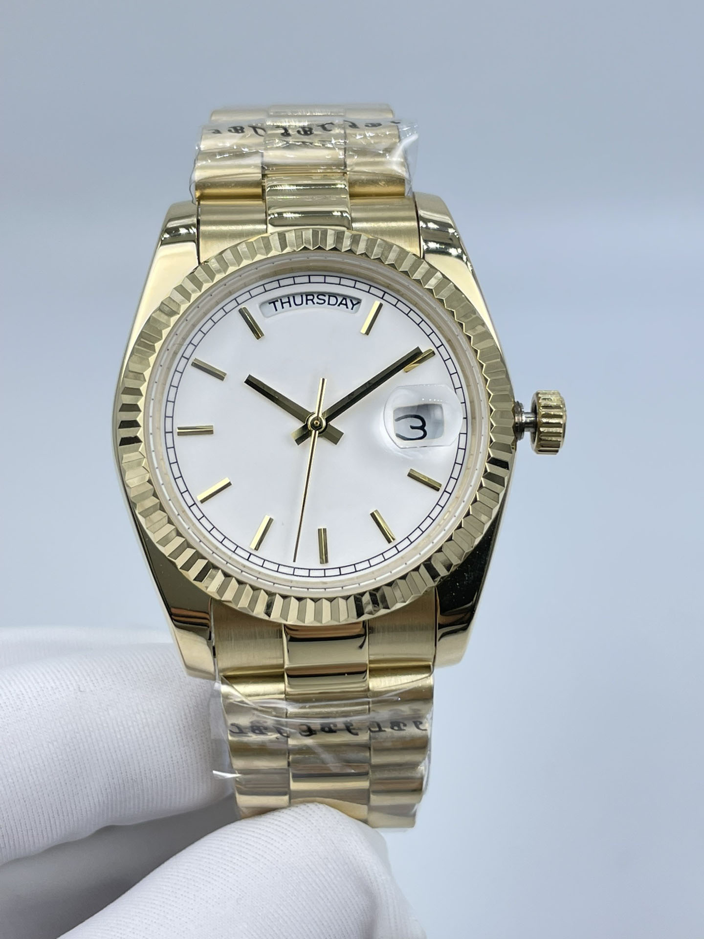 

2022 New 36mm Luxury Watch With Double Calendar and Enamel Dial Automatic